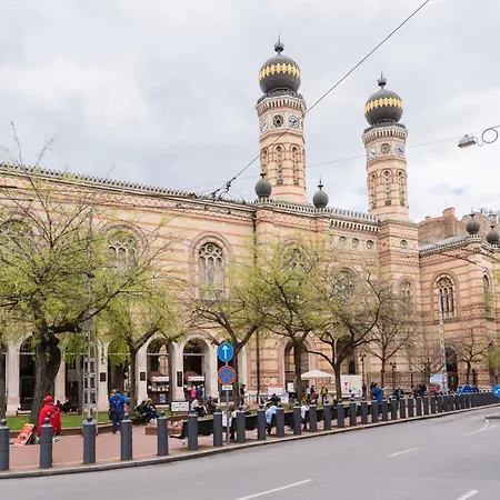 Designer Two Bedroom Apartament