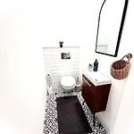 Designer Two Bedroom Apartament Budapesta