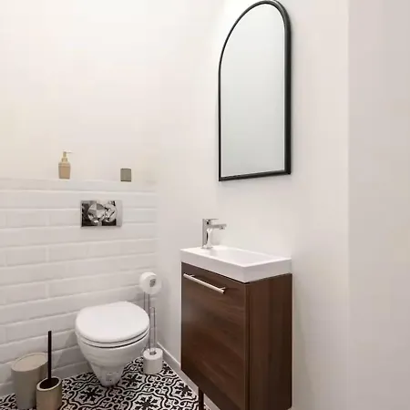 Апартаменты Designer Two Bedroom *